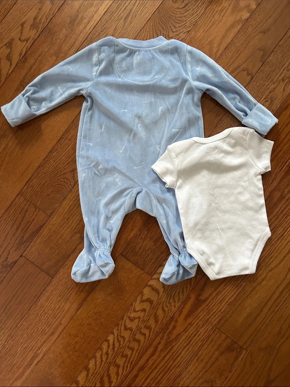 Nike Light Blue Footed Sleeper Pajamas with White Short-Sleeve Bodysuit Set 3M